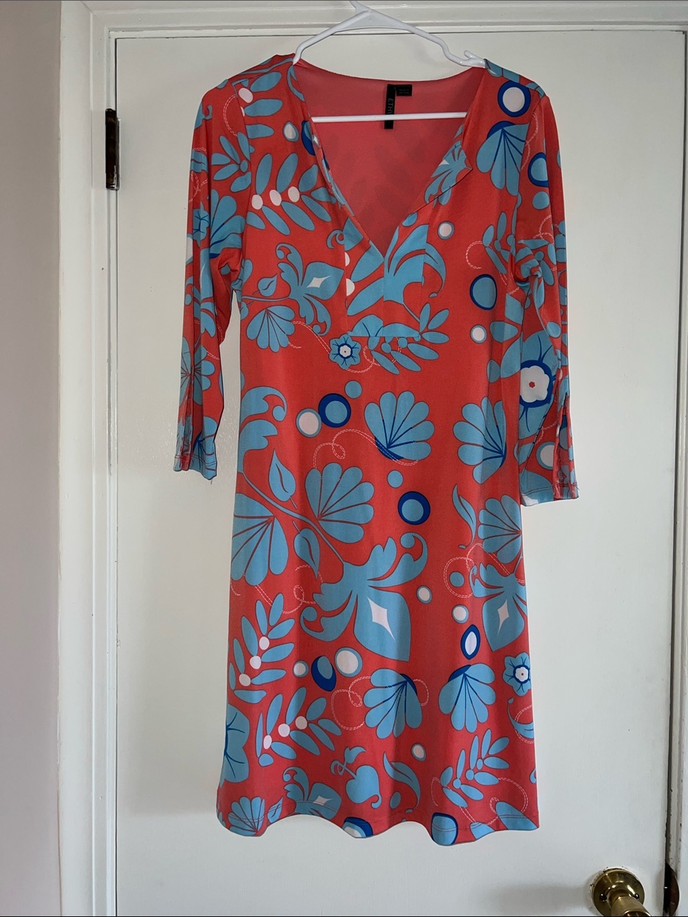 Coral Blue Floral V-Neck 3/4 Sleeve Dress